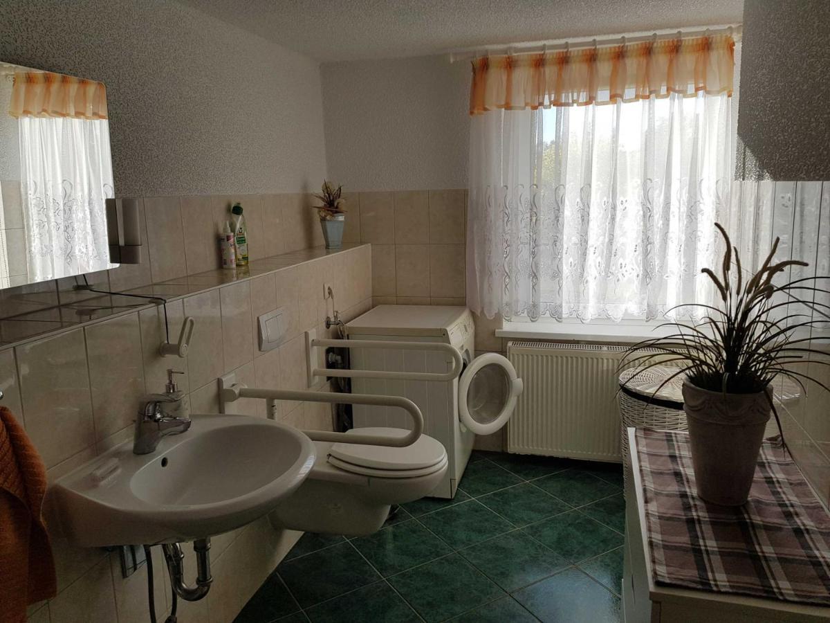 Ferienwohnung Am Peenetal Bentzin Bagian luar foto